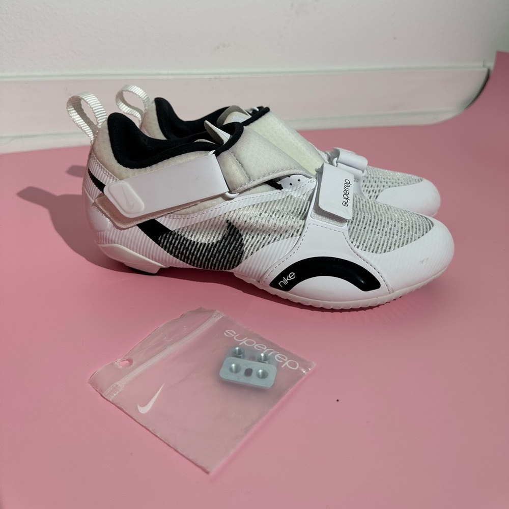 NWOT Nike superrep cycling shoes US8
